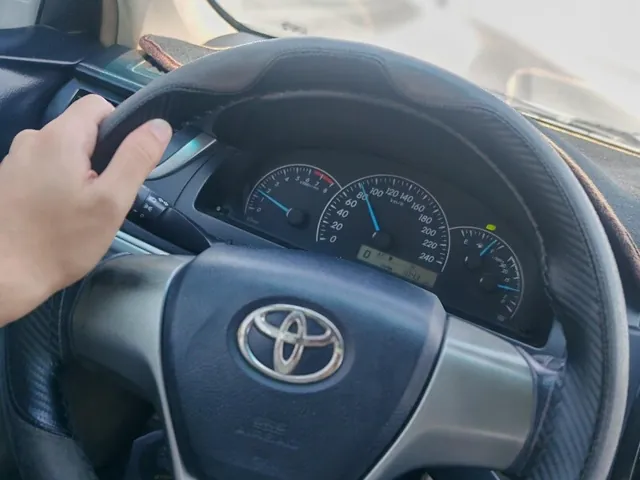 Photo of 2013 Toyota Camry GL