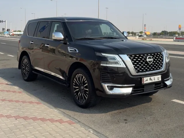 Photo of 2012 Nissan Patrol LE