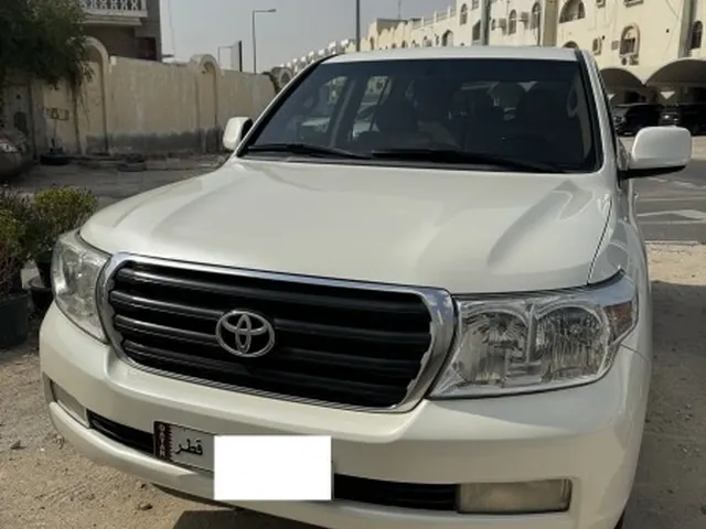 صورة 2011 تويوتا لاند كروزر GX