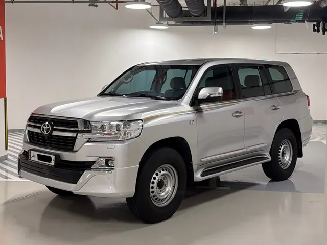Photo of 2018 Toyota Land Cruiser VXR Grand Touring S