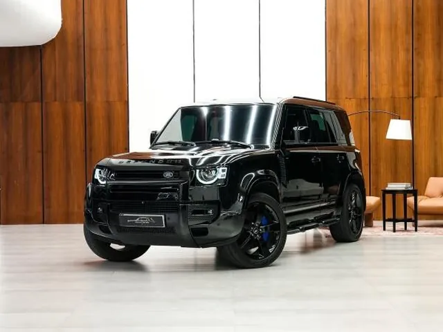 Photo of 2024 Land Rover Defender 110 HSE