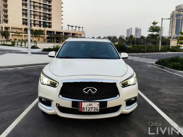 Photo of 2016 Infiniti Q60