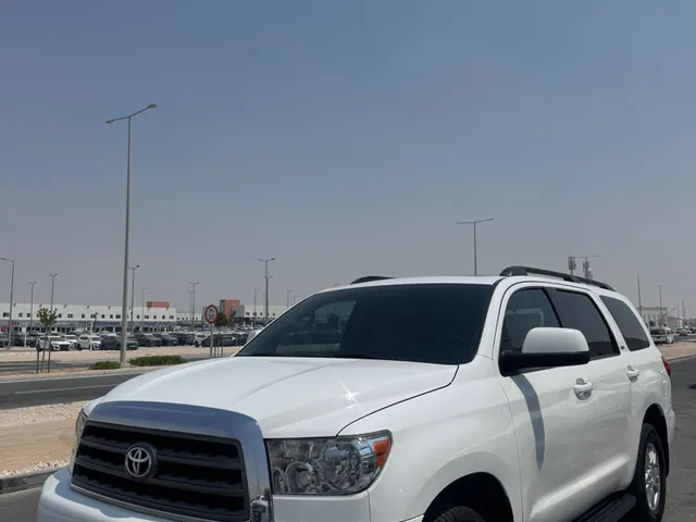 صورة 2016 تويوتا سيكويا