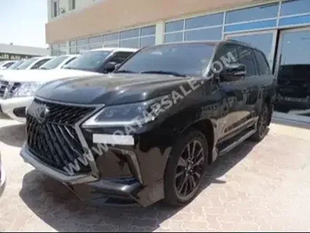 صورة 2019 لكزس LX 570 بلاك ايديشن