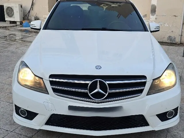 صورة 2014 مرسيدس-بنز C 200