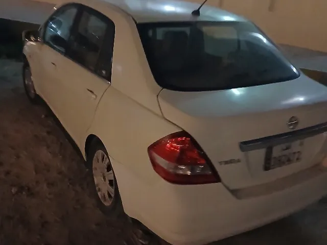 Photo of 2008 Nissan Tiida