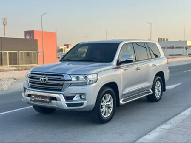 Photo of 2018 Toyota Land Cruiser GXR