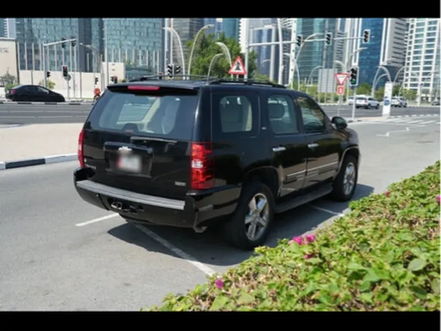 Photo of 2011 Chevrolet Tahoe LTZ