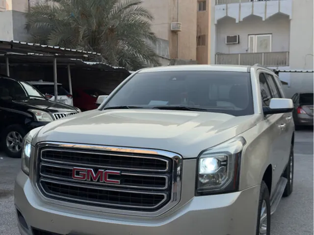 صورة 2017 جي إم سي يوكون XL SLT
