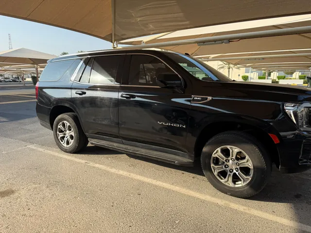 Photo of 2024 GMC Yukon SLE