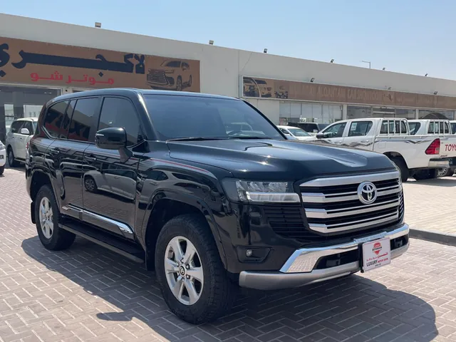 Photo of 2023 Toyota Land Cruiser GXR