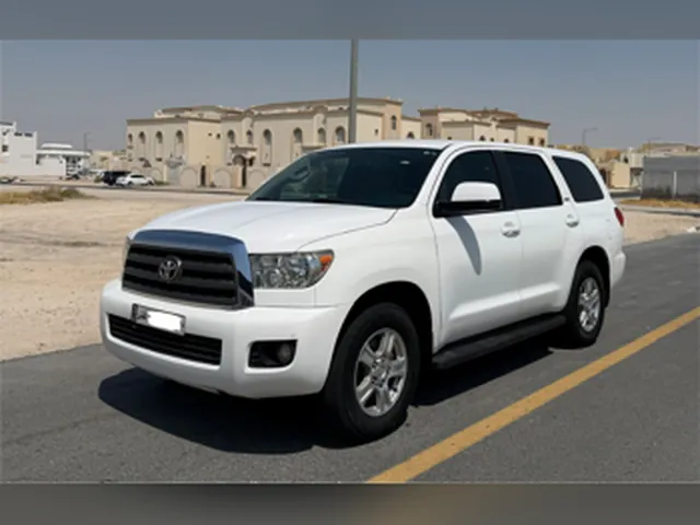 صورة 2012 تويوتا سيكويا