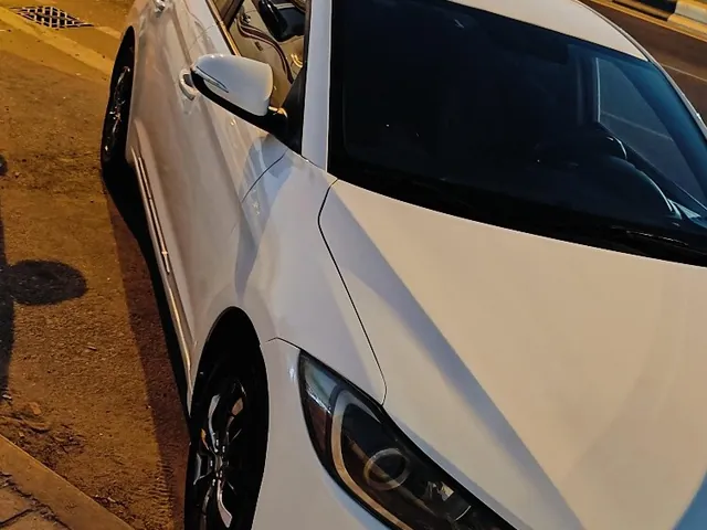 Photo of 2018 Hyundai Elantra