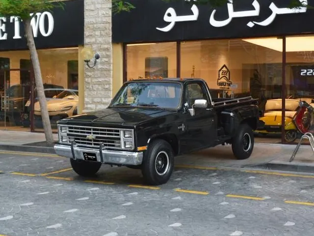 صورة 1986 شيفروليه سيلفرادو