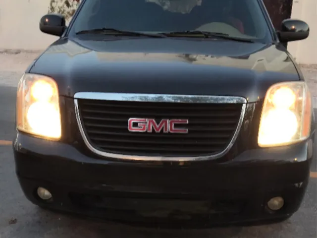 Photo of 2009 GMC Yukon SLT