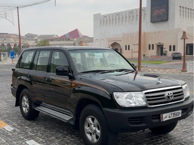 Photo of 2003 Toyota Land Cruiser GXR