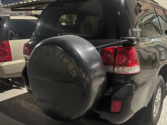 Photo of 2009 Toyota Land Cruiser GX