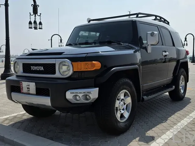 Photo of 2010 Toyota FJ Cruiser
