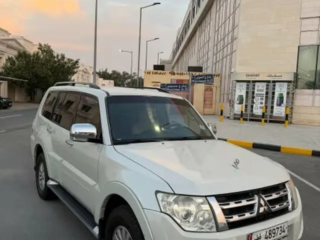 صورة 2014 ميتسوبيشي باجيرو GLS