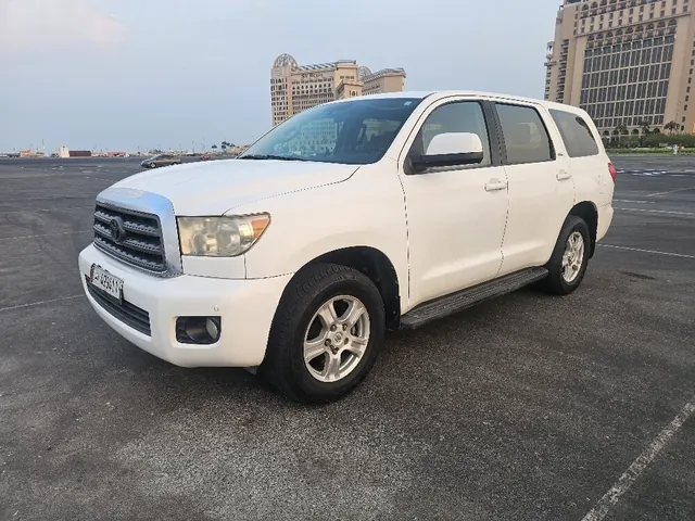Photo of 2012 Toyota Sequoia