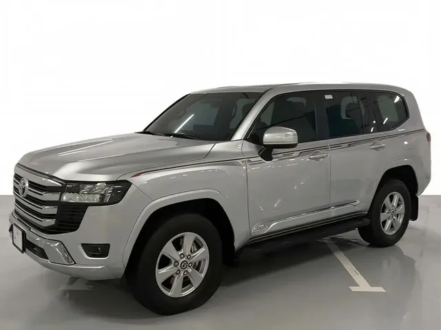 Photo of 2026 Toyota Land Cruiser GXR