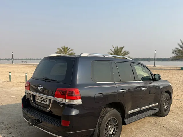 Photo of 2009 Toyota Land Cruiser GX