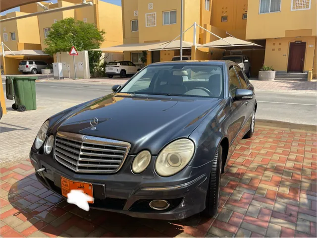 صورة 2008 مرسيدس-بنز E 230