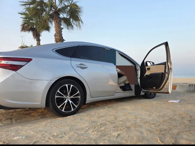 Photo of 2013 Toyota Avalon Limited