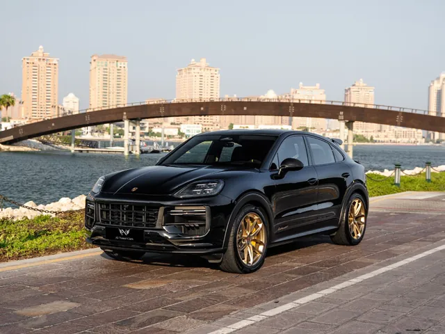 Photo of 2026 Porsche Cayenne Turbo GT