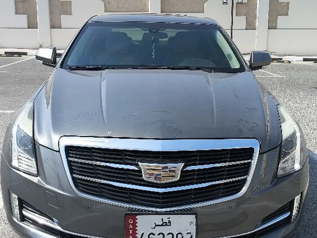 صورة 2016 كاديلاك ATS V