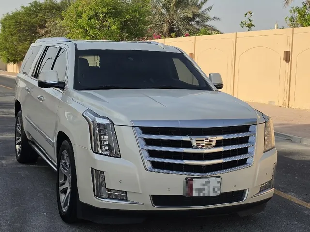 Photo of 2015 Cadillac Escalade ESV