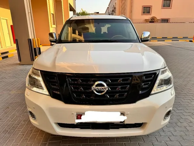 Photo of 2014 Nissan Patrol LE