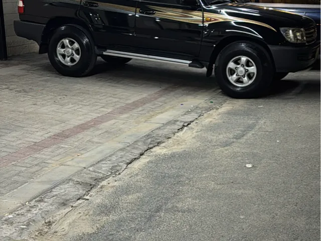 Photo of 2007 Toyota Land Cruiser GX